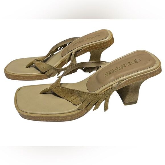 Y2K Expressions Fringe Suede Heeled Thong Sandals 9 Square Toe Tan Flip Flops - Picture 1 of 11